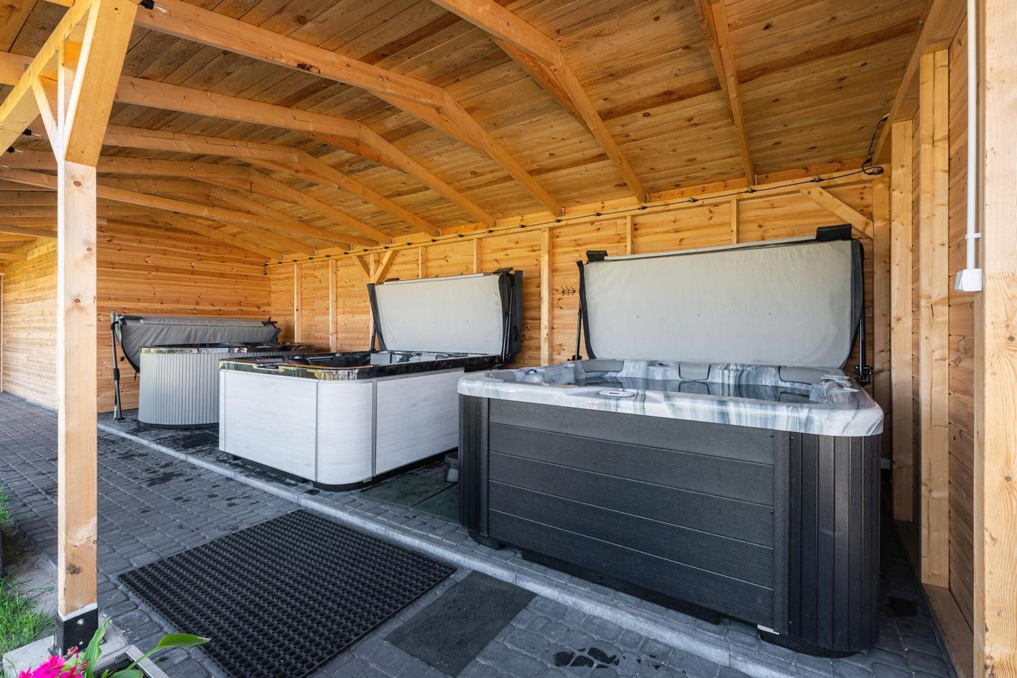 Domki I Pokoje Angelo Z Sauna I Jacuzzi- 카르비아 외부 사진